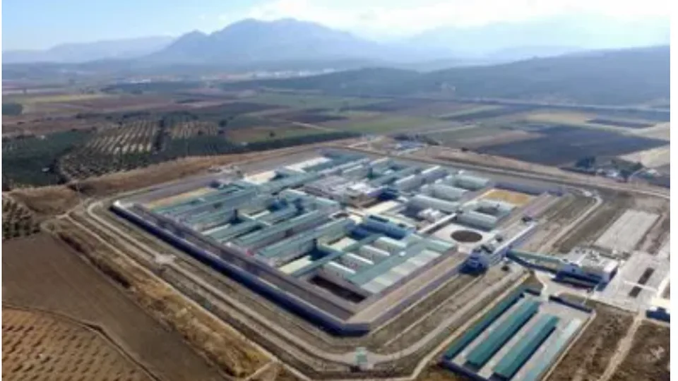 Andalusian prison officers demand improvements after rise in attacks