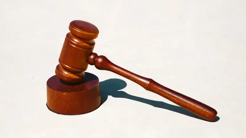 Supreme Court: compensation for dismissed inmates